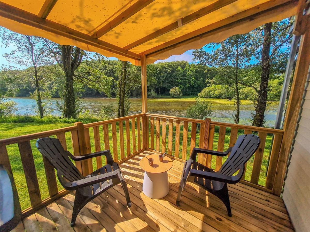 Hotel Camping Les Cantarelles à Alrance Extérieur photo